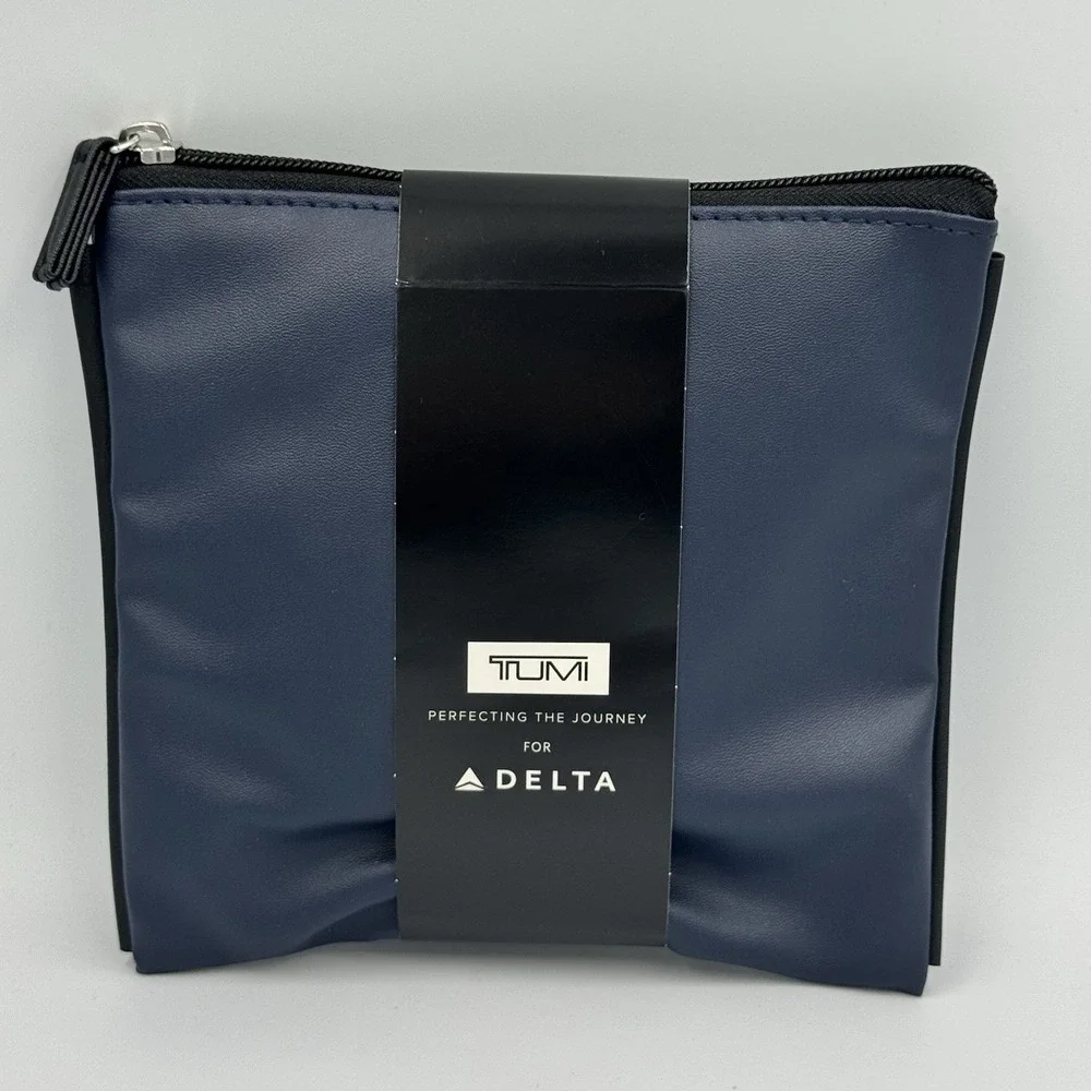 Tumi Delta Amenity Travel Pouch Cosmetic Beauty Bag Toiletries Navy Blue Malin